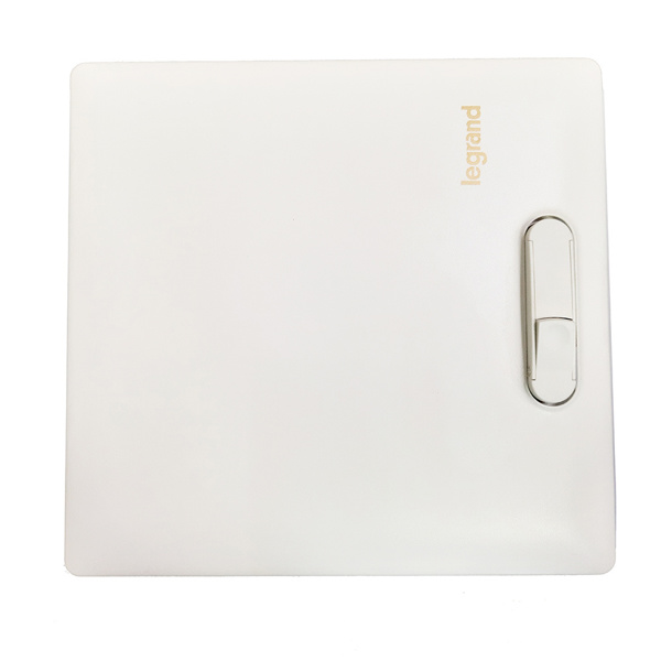 Legrand Ekinox 507610 4 Way SPN Distribution Board