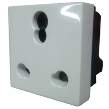Legrand Arteor 573471 6A-16A 3 Pin White Sockets
