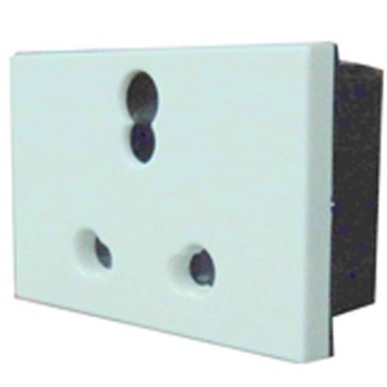 Legrand Arteor 573467 6A-16A 3 Pin White Sockets