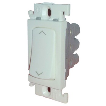 Legrand Mylinc 675512 16A Two Way SP Switch