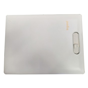 Legrand Ekinox 507611 8 Way SPN Distribution Board