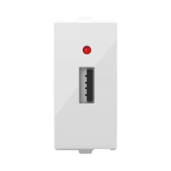 GM AA1167 White USB Charger with Indicator